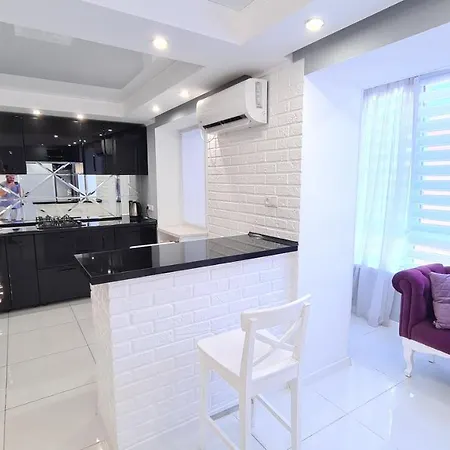 Apartaments On Prospekt Mira 35 Kryvyi Rih Exterior photo